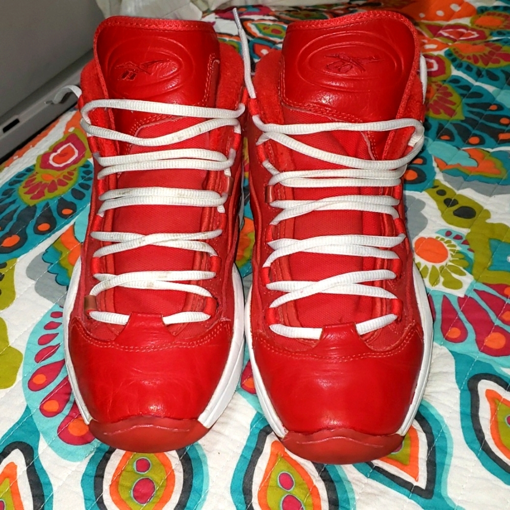 Reebok question athletic shoes mens size 8.5